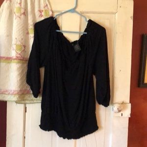 Grace elements size XL black top